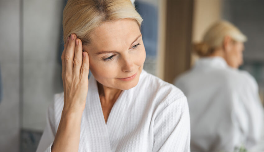 How To Tighten Saggy Skin On The Face & Neck